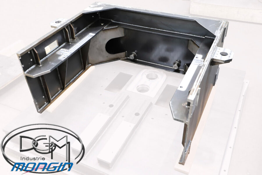 Petite Structure Me?cano-Soude?e