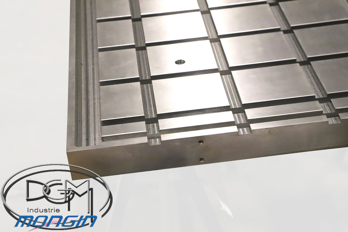 Table Rainure en Té