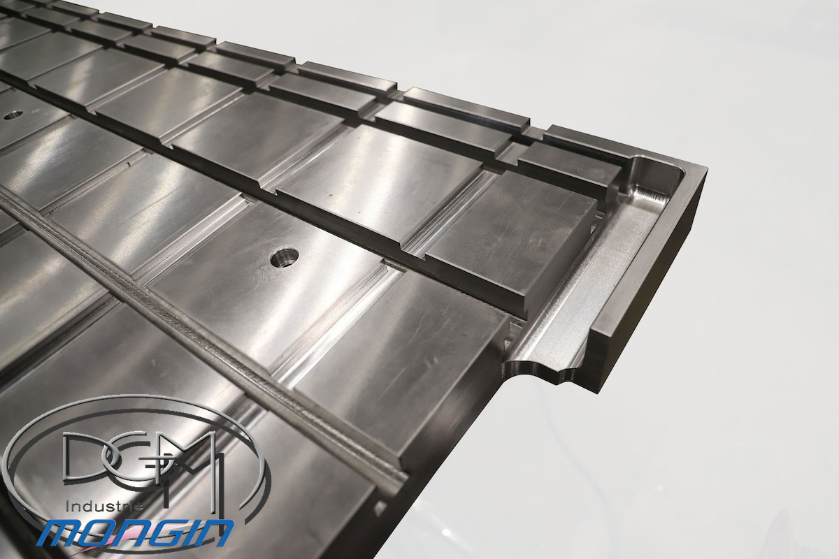 Table Rainure en Té